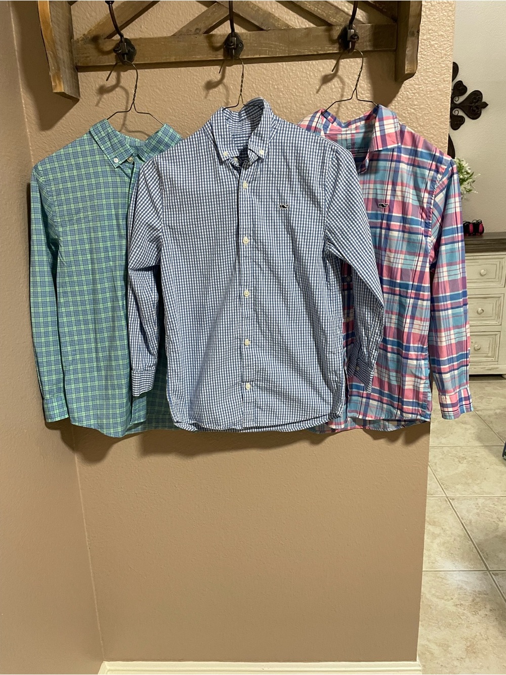 Bundle of 3 youth boys Vineyard Vines button down long sleeve shirts